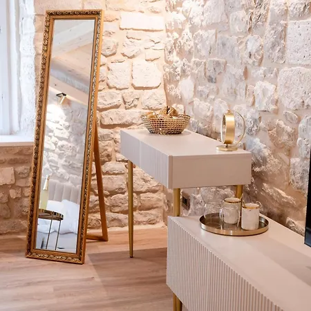 Lillium Heritage Luxury Diocletian's Palace Bed & Breakfast