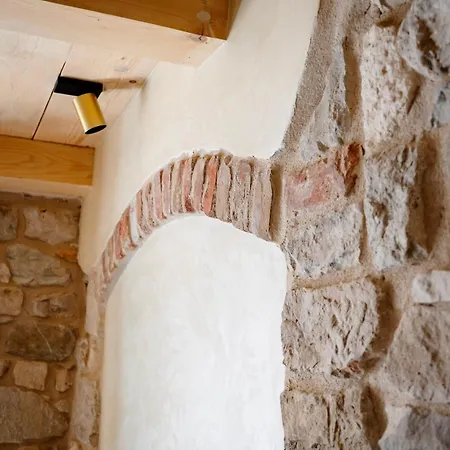 Bed & Breakfast Lillium Heritage Luxury Diocletian's Palace Split