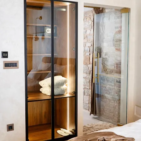 Lillium Heritage Luxury Diocletian's Palace Split